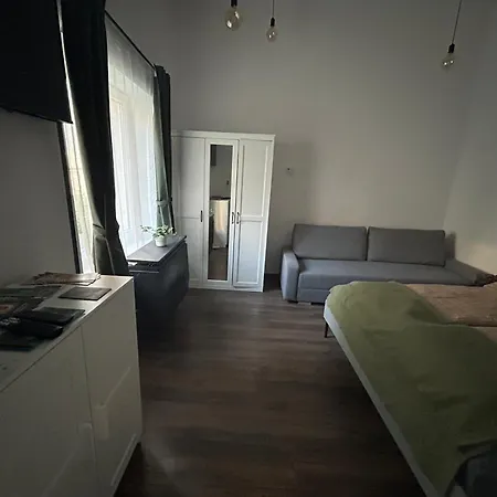 Kiraly 15 With Free Parking Apartment Pécs